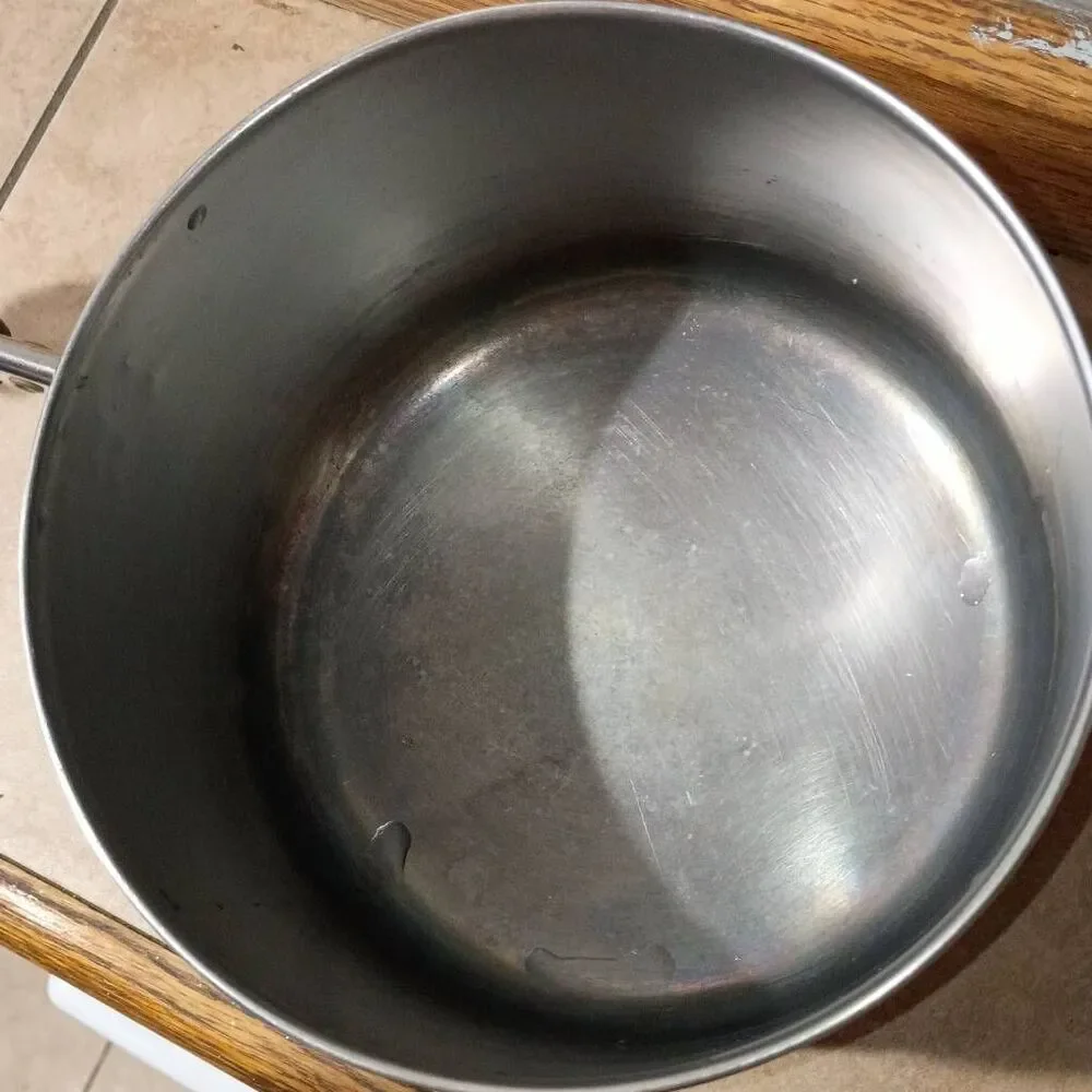 Revere Ware Vintage 3 Quart Pot with Top